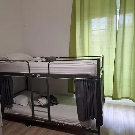 D&n Hospedagem-almirante Hostel