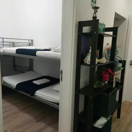 D&n Hospedagem-almirante ליסבון